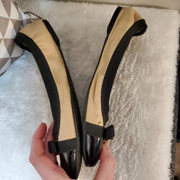 MICHAEL Michael Kors Black and Tan Ballet Flats - Picture 3 of 4